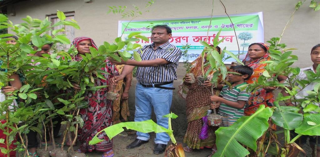 Distributing Plants to the Poor in Flood-prone Areas